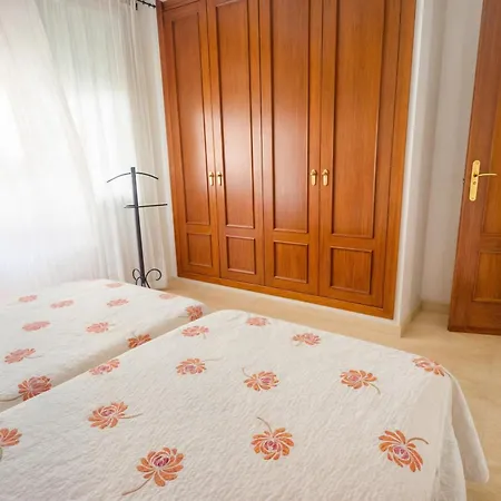 Park-coastal Refuge By The Apartment Estepona