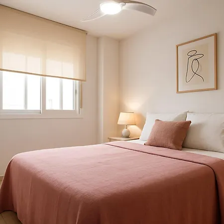 Park-coastal Refuge By The شقة