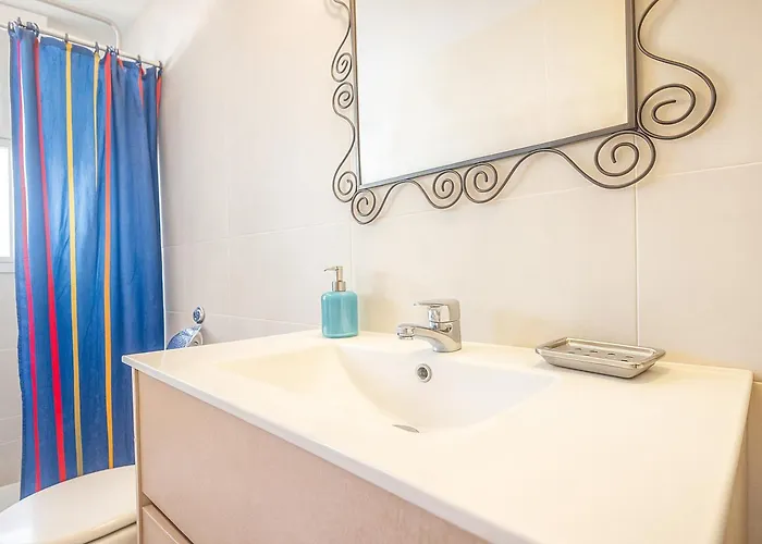 Park-coastal Refuge By The * Estepona