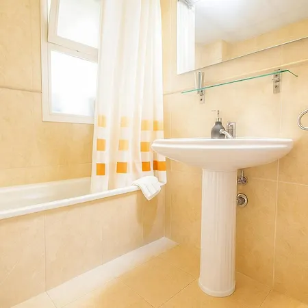 Park-coastal Refuge By The Апартаменты *