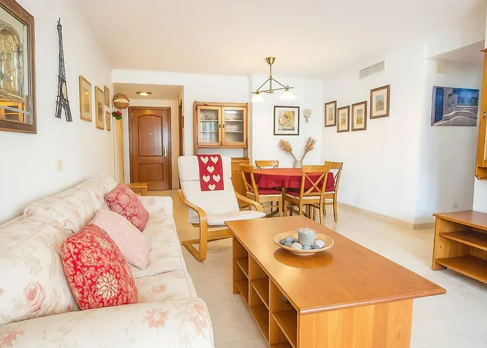 Park-coastal Refuge By The Estepona